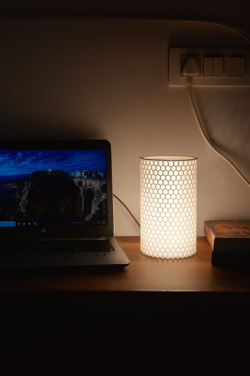 Honeycomb Pattern Table Lamp | Modern Ambient Night Light for Home Decor